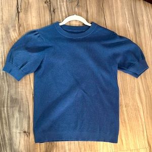 Puff sleeve knit top